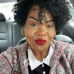 Meet your Posher, Imani